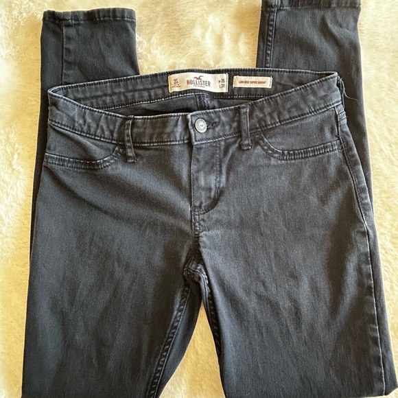 Hollister Denim - Hollister Women's Low Rise Super Skinny Black Jeans Size 3S